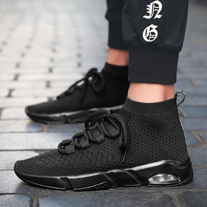 Men's Black Roam Sneaker