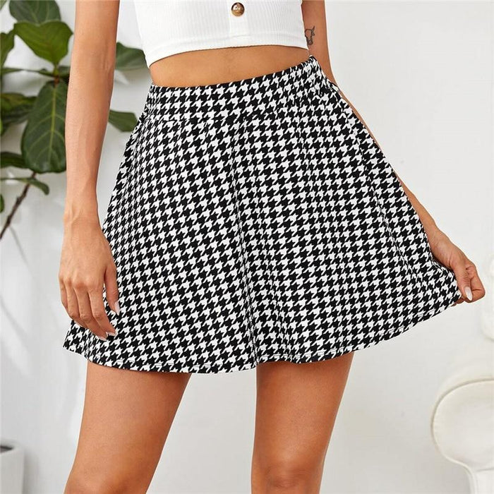 Madisyn Houndstooth Mini Skirt